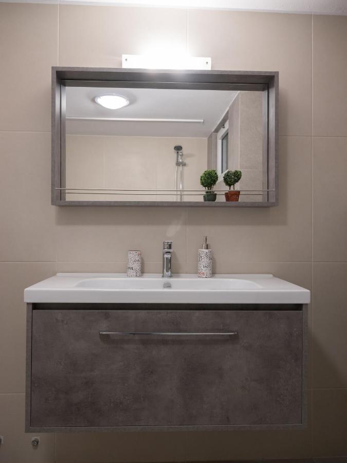 City Center Apartment In Great Location Ираклион Экстерьер фото